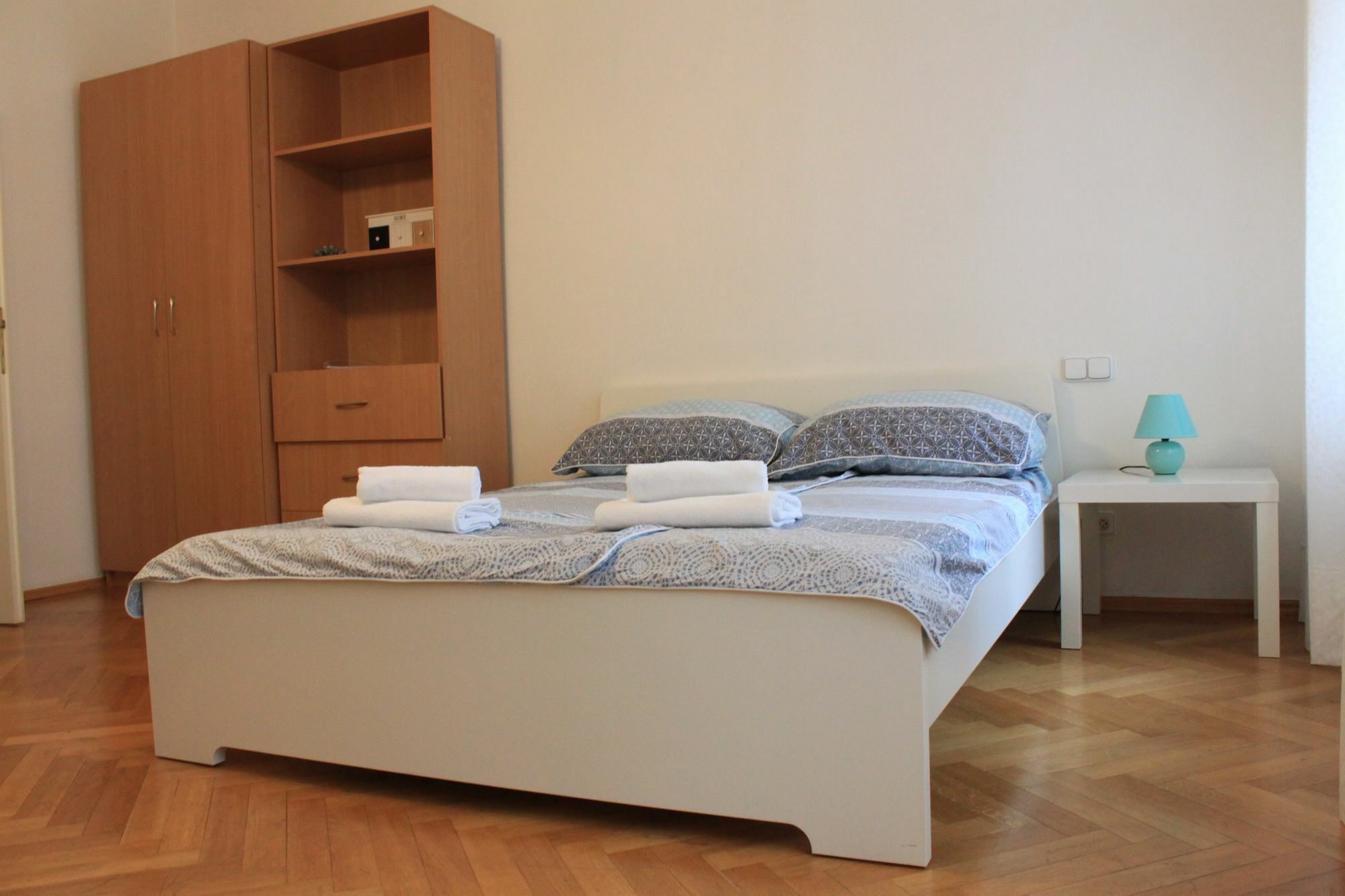 פראג Nejedleho Apartmeet מראה חיצוני תמונה