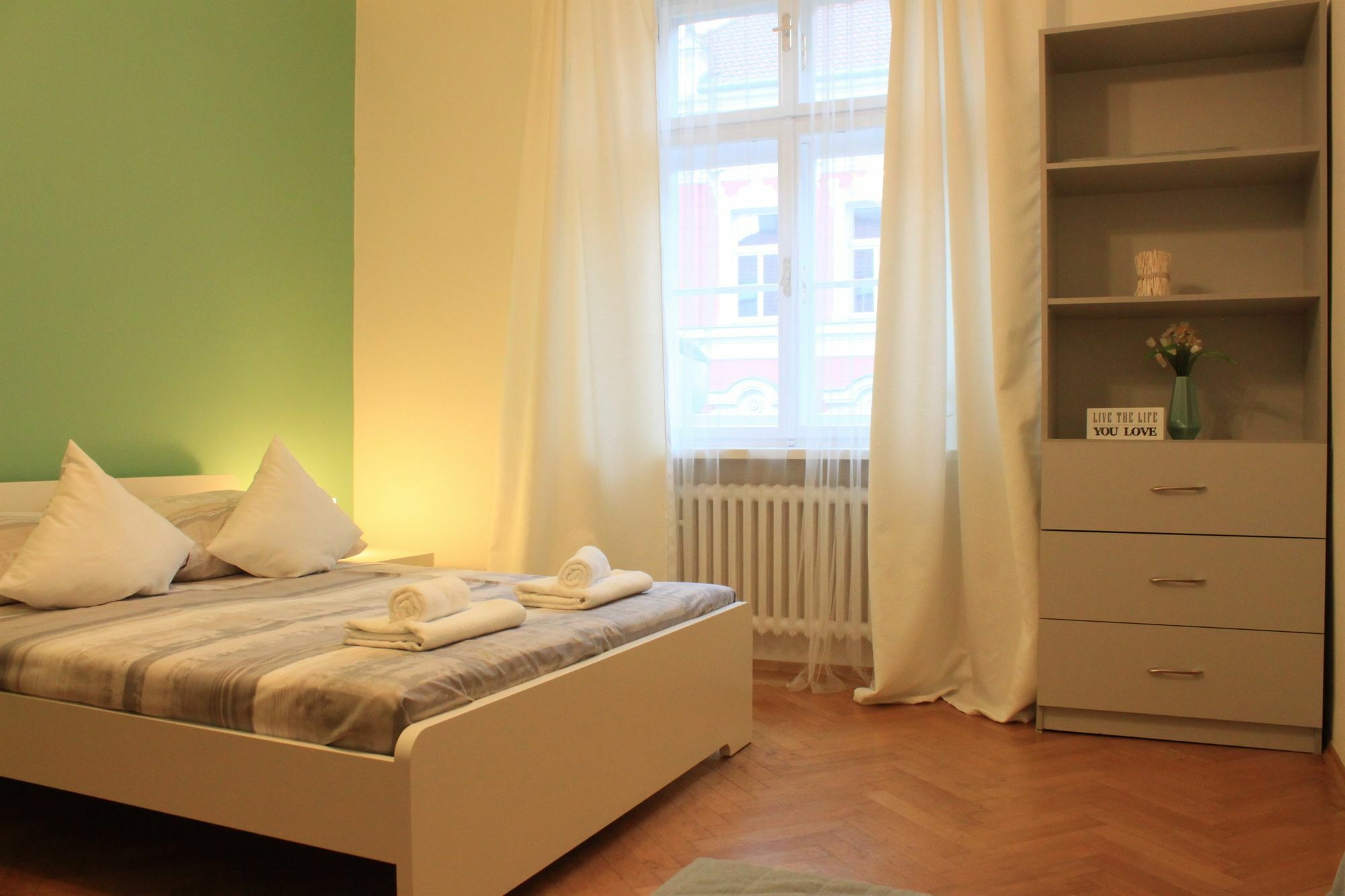 פראג Nejedleho Apartmeet מראה חיצוני תמונה