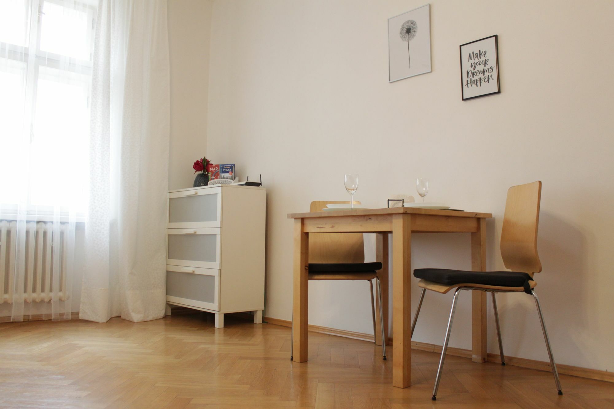 פראג Nejedleho Apartmeet מראה חיצוני תמונה
